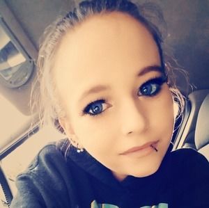 Meet your Posher, Leah